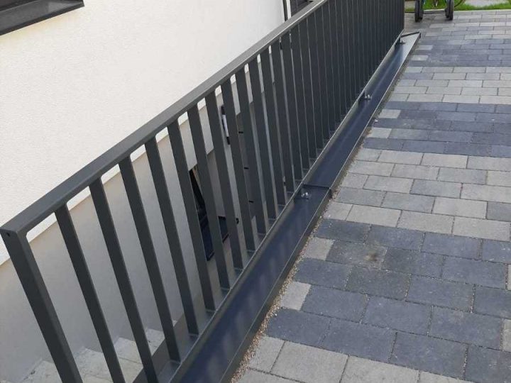 Geländer am Treppenabgang
