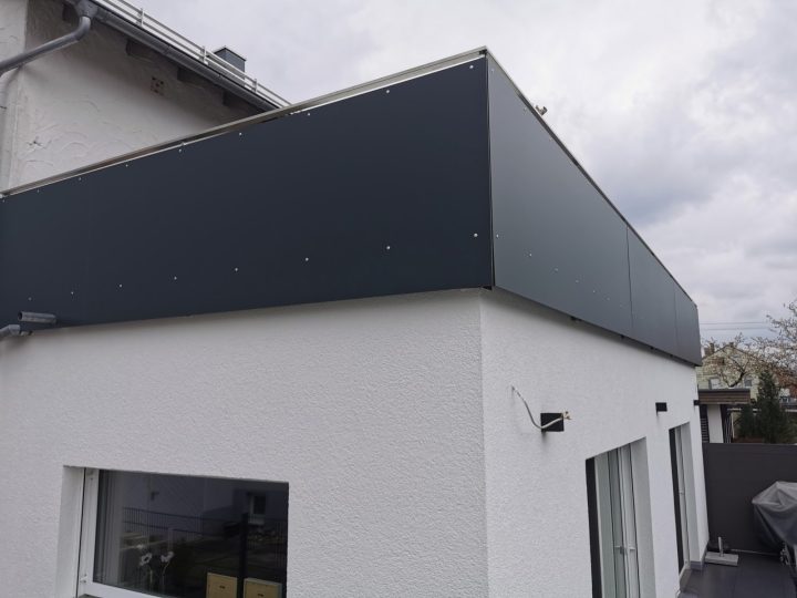 Balkonverkleidung aus HPL
